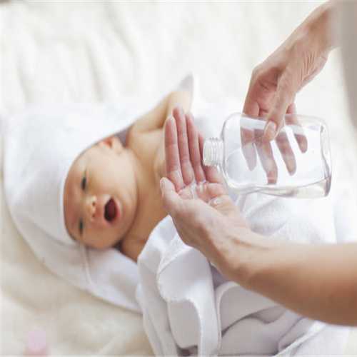 哪里找代孕生子的-广州代孕男宝宝_俄罗斯做试管婴儿微促方案是怎么回事